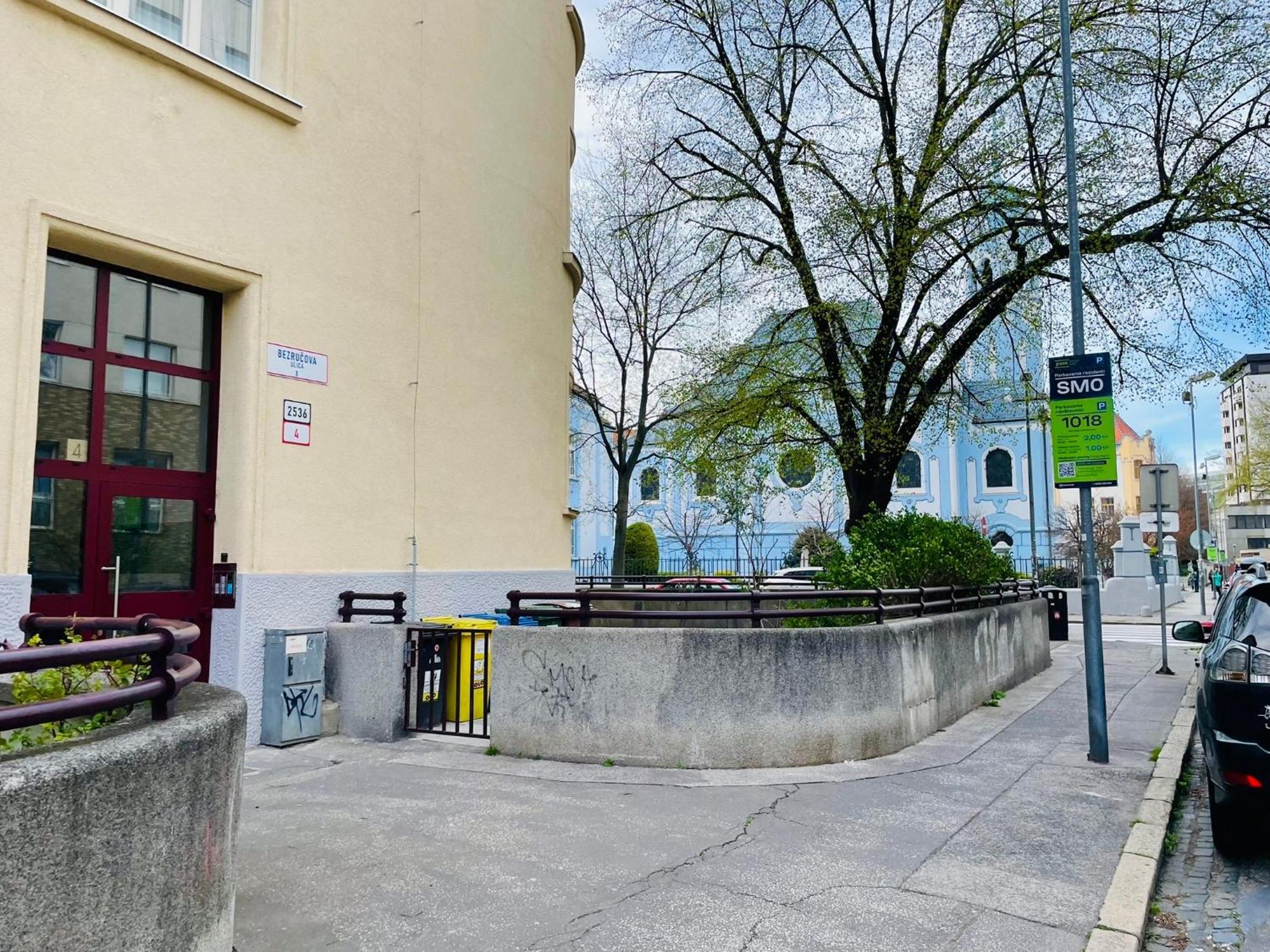 Blue Church Views - Central, Quiet, Bright - 4Th Floor Corner Apartment 125M2 Bratislava Esterno foto